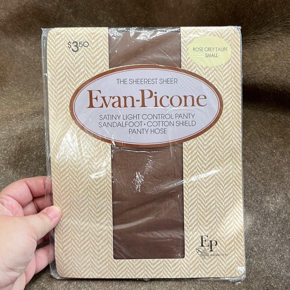 Evan Picone The Sheerest Sheer Pantyhose Rose